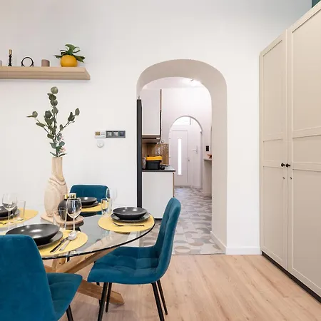 Lägenhet New Downtown Bliss - A Homelike Haven Budapest