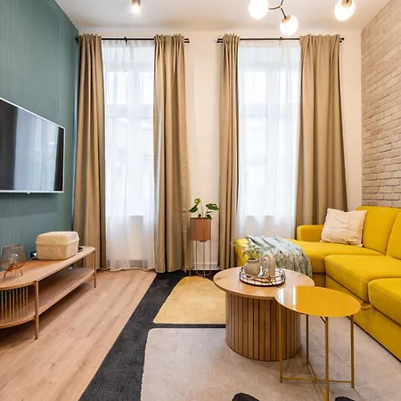 New Downtown Bliss - A Homelike Haven Βουδαπέστη