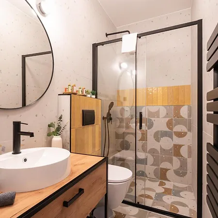 New Downtown Bliss - A Homelike Haven Lejlighed *