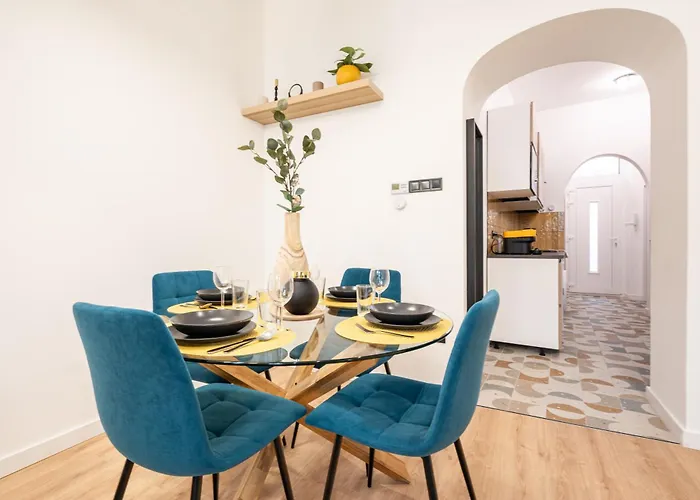 New Downtown Bliss - A Homelike Haven