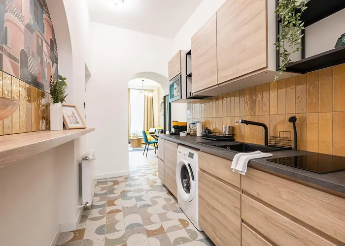 شقة New Downtown Bliss - A Homelike Haven بودابست