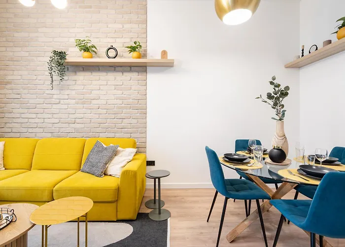New Downtown Bliss - A Homelike Haven بودابست